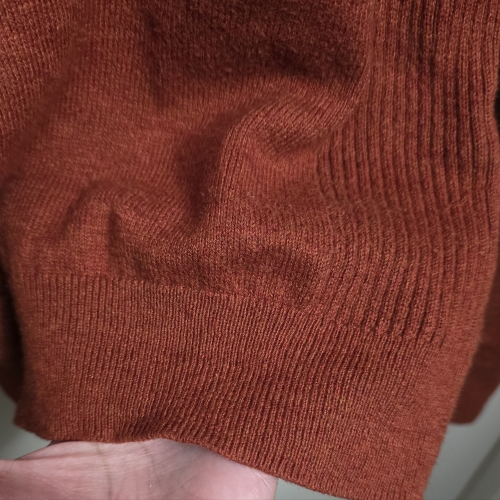 Marc Anthony Mens Rust Cotton Cashmere Blend Soft Knit V-Neck Pull Over Sweater - Picture 5 of 14